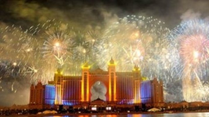 Oferte pentru Revelion 2013. Cel mai scump pachet are preţ de maşină nouă